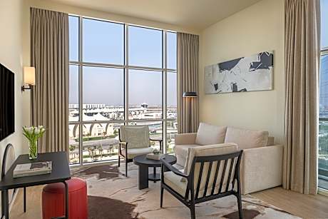 One-Bedroom Suite with Pool View and Balcony - Theme Park Access