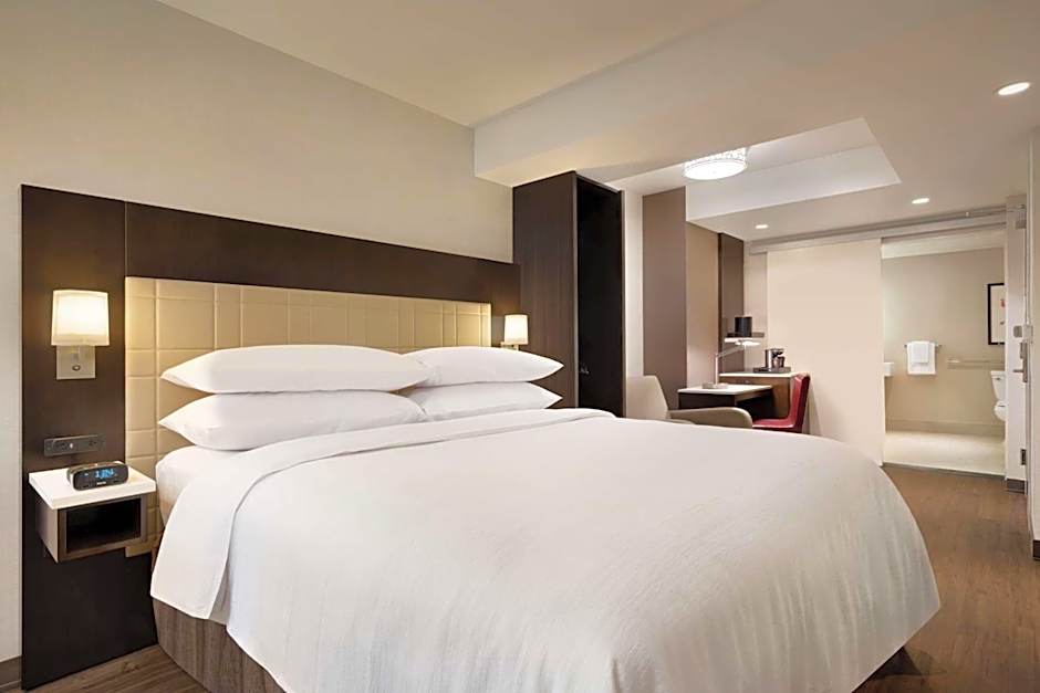 Embassy Suites By Hilton New York Midtown Manhattan