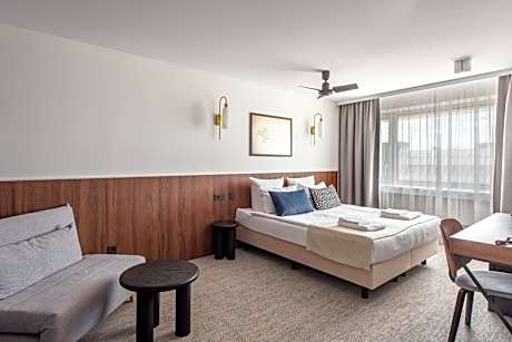 Business Triple Room
