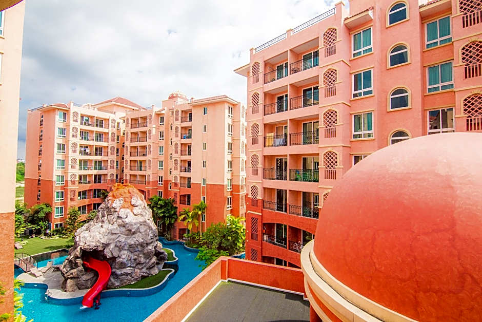 Seven Sea Condo & Water Park Pattaya By the Sea