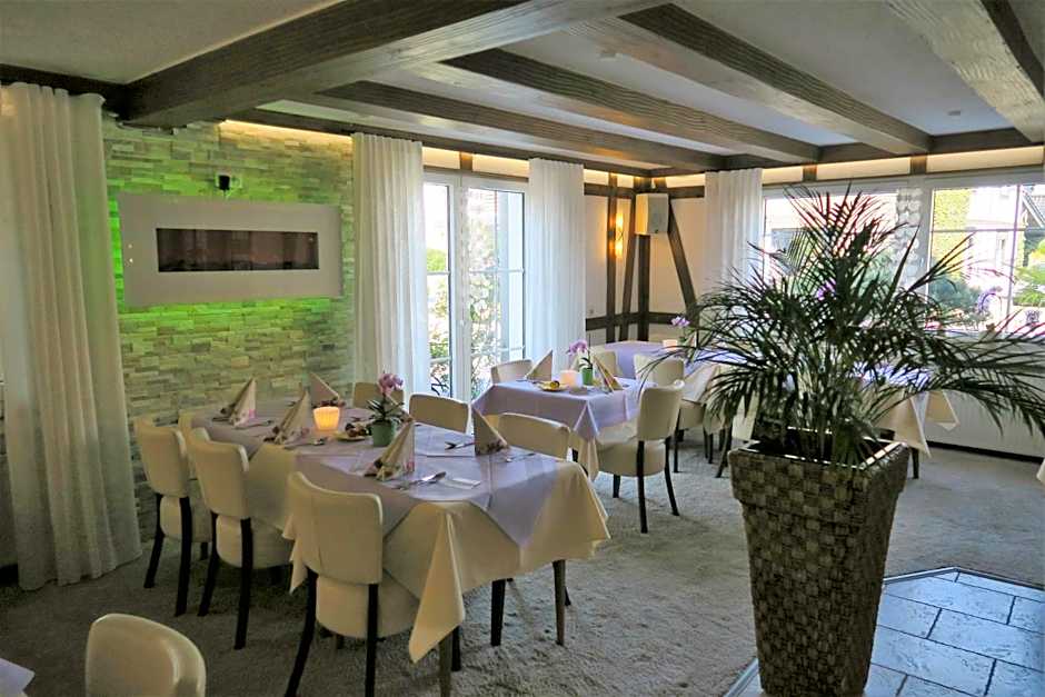 Landhotel Bergischer Hof GmbH Marialinden