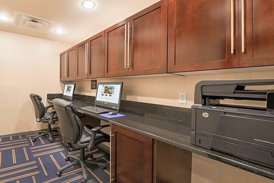 Hampton Inn & Suites - Lavonia, GA