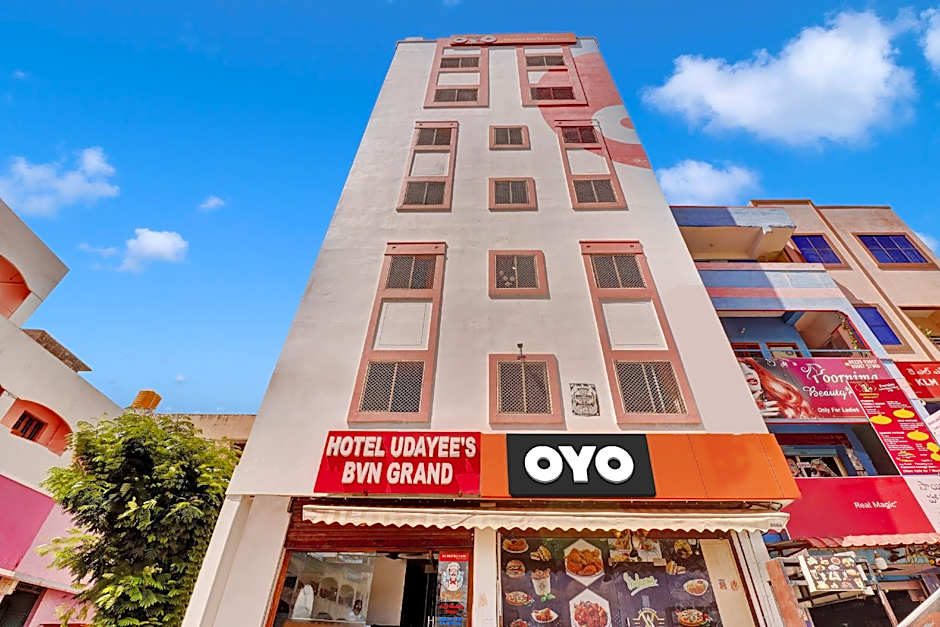 Super Hotel O Karakambadi Near Alipiri formerly BVN Grand