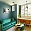 YAYS Paris Zola by Numa