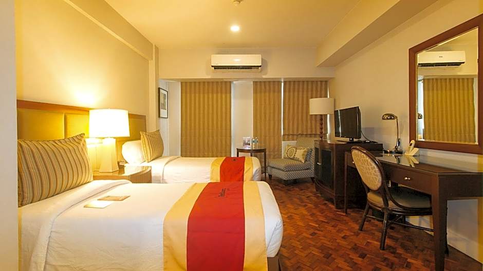 RedDoorz Premium @ The Residences Olympia Makati – Makati, NY