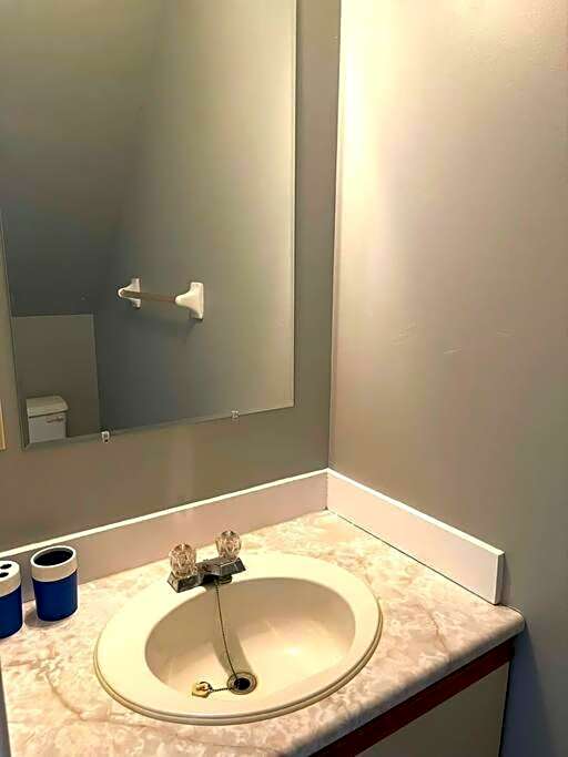 Superb Spacious Loft Old Toronto near Distillery District