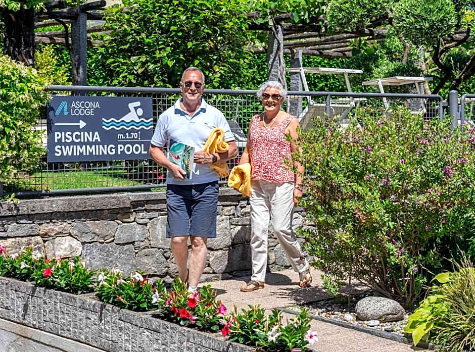 Ascona Lodge, Pool & Garden Retreat