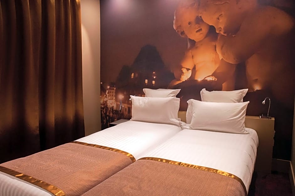 Hotel Sixteen Paris Montrouge
