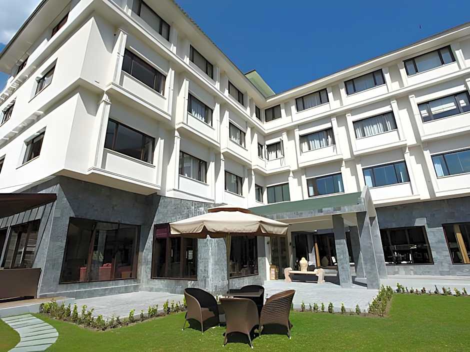 Renest River Country Resort Manali