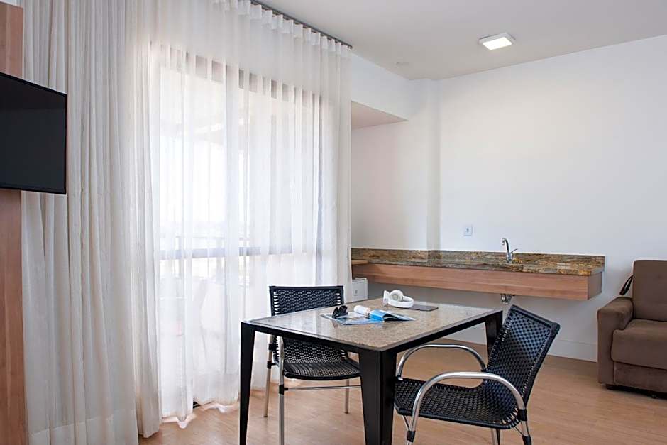 Slaviero Essential La Residence Vitoria