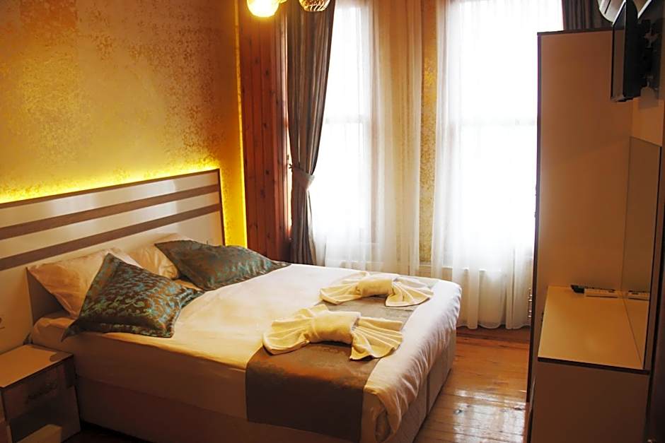 Theodian Hotel
