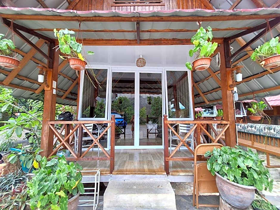 Palanta Roemah Kajoe Syariah Villa