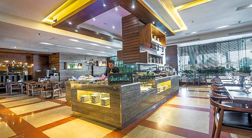 Crystal Crown Hotel, PJ