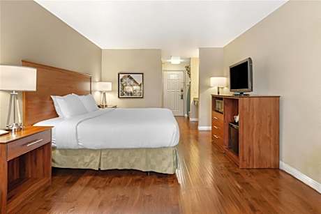 King Room - Non-Smoking
