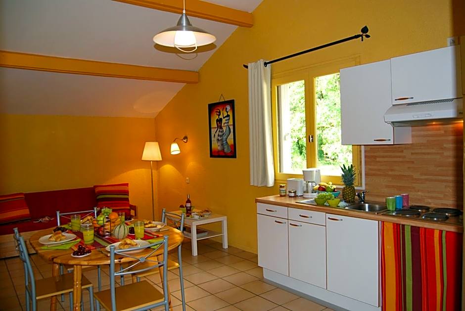 Lagrange Grand Bleu Vacances - Residence Les Ségalières