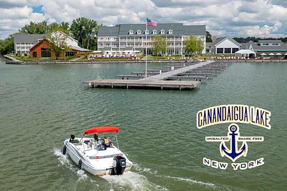 Econo Lodge Inn & Suites Canandaigua - Fingers Lake Area