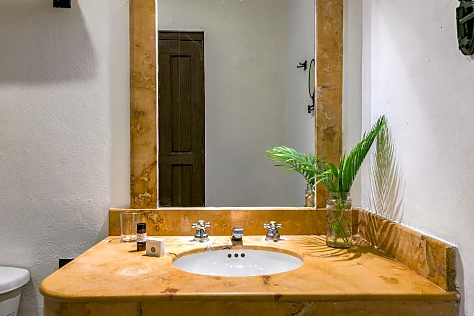 Banana Boutique Hotel