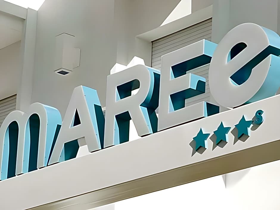 Maree Hotel