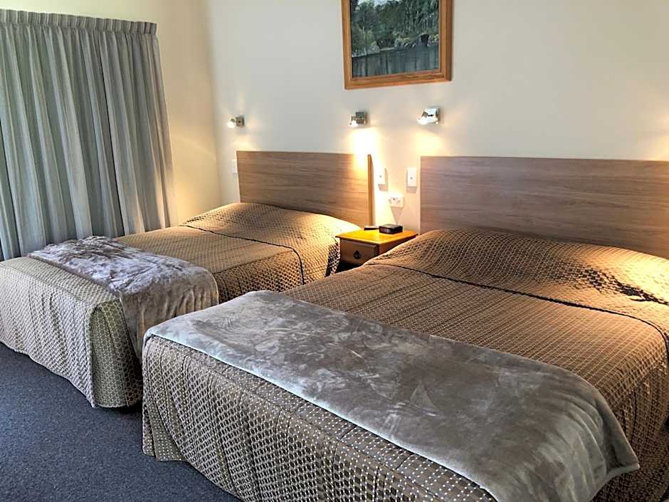 Manapouri Lakeview Motor Inn