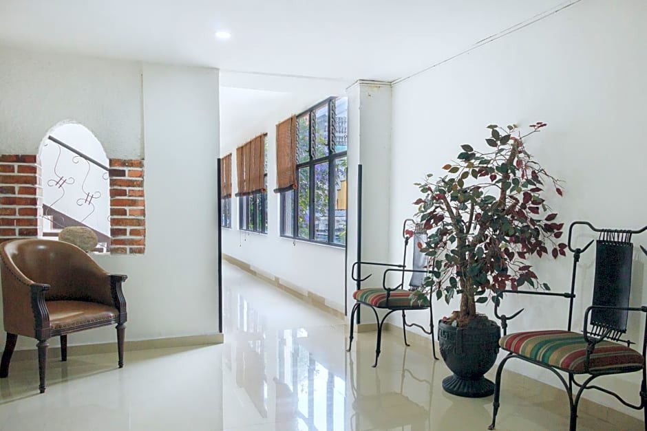 Hotel Colonial Plaza