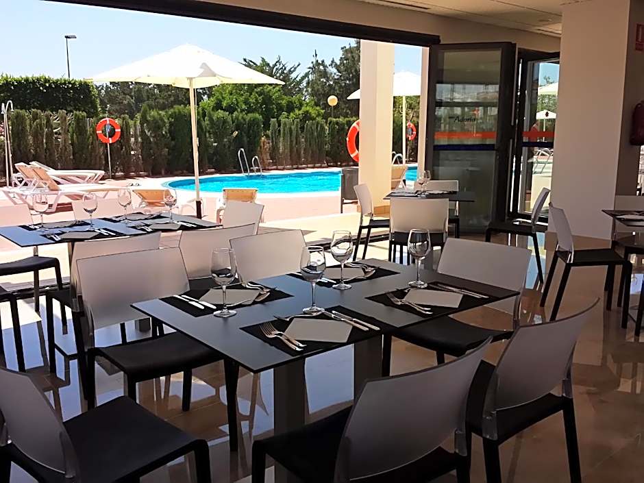 Hotel Adaria Vera