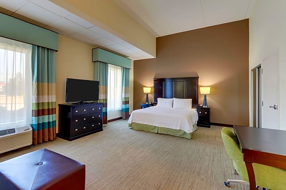 Hampton Inn and Suites Swansboro Near Camp Lejeune