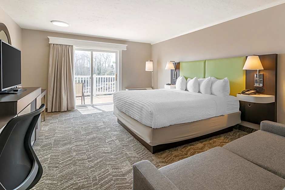 Ogunquit River Inn & Suites