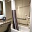 La Quinta Inn & Suites by Wyndham Clarksville