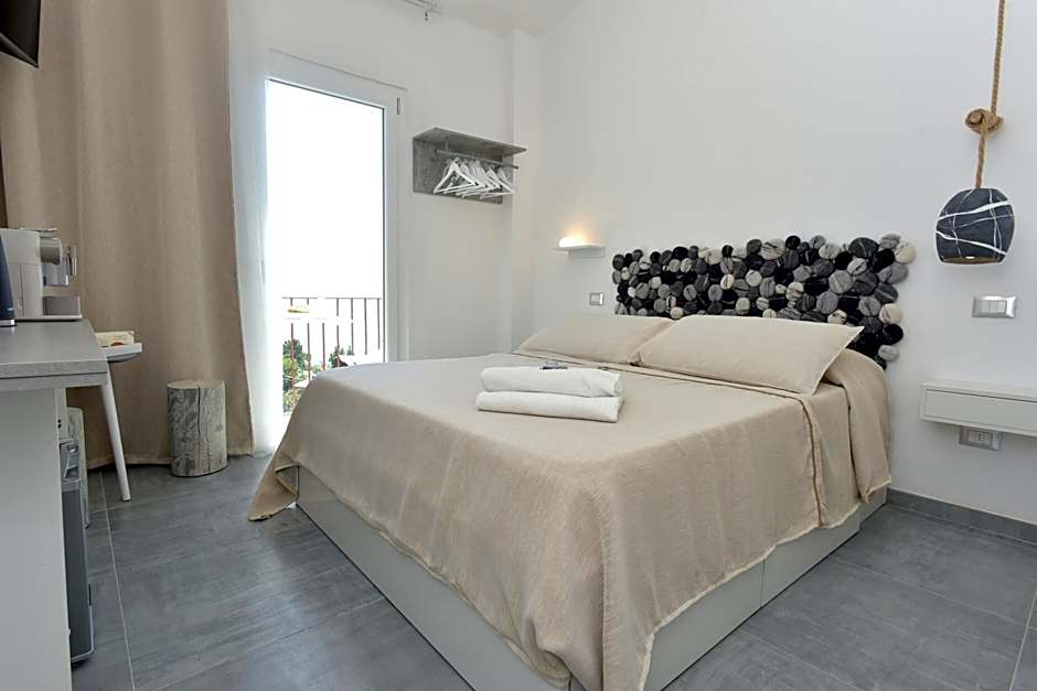 AMARE IL MARE Affittacamere e appartamenti