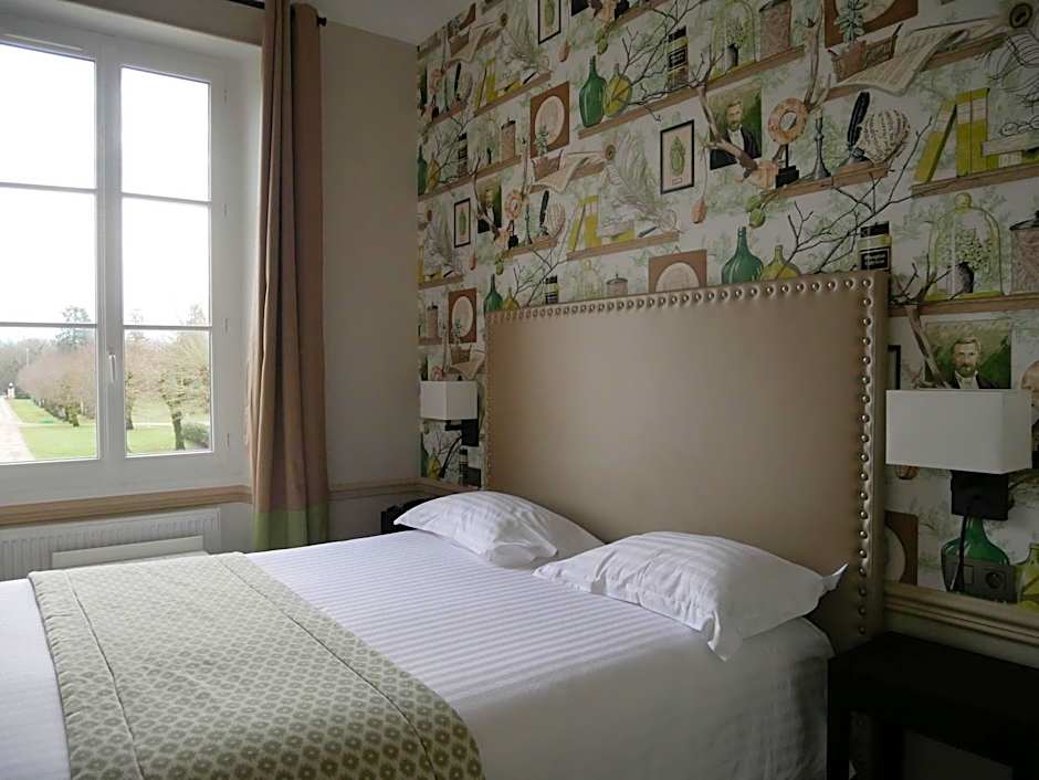 Logis Domaine De Valaudran