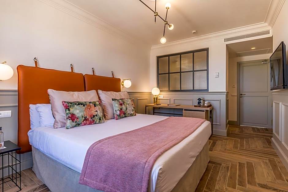 Can Ribera by Zafiro