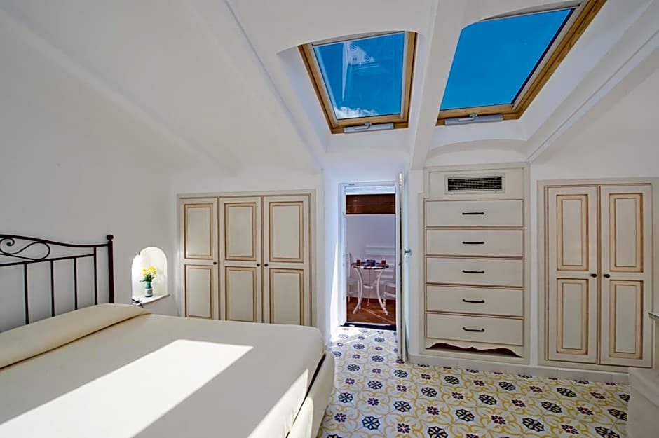 Albadamare Boutique Hotel