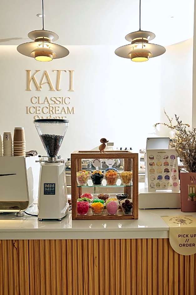 Rhienchai Place Hotel