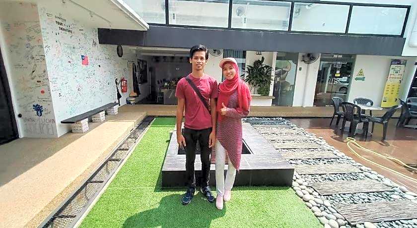 Beds In Garden Hostel