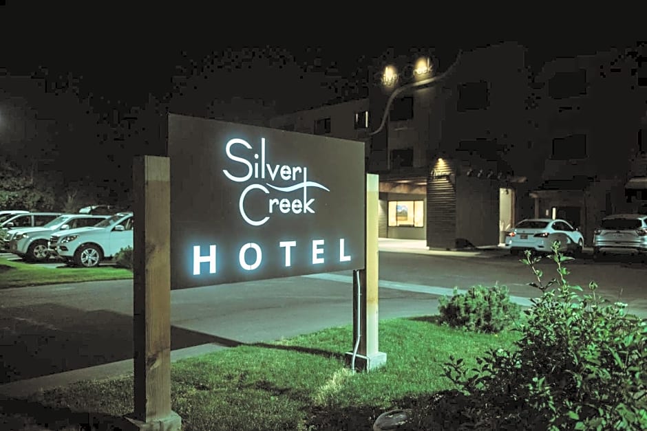 Silver Creek Hotel