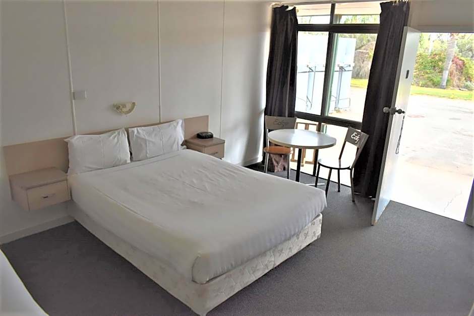The Edge Motel