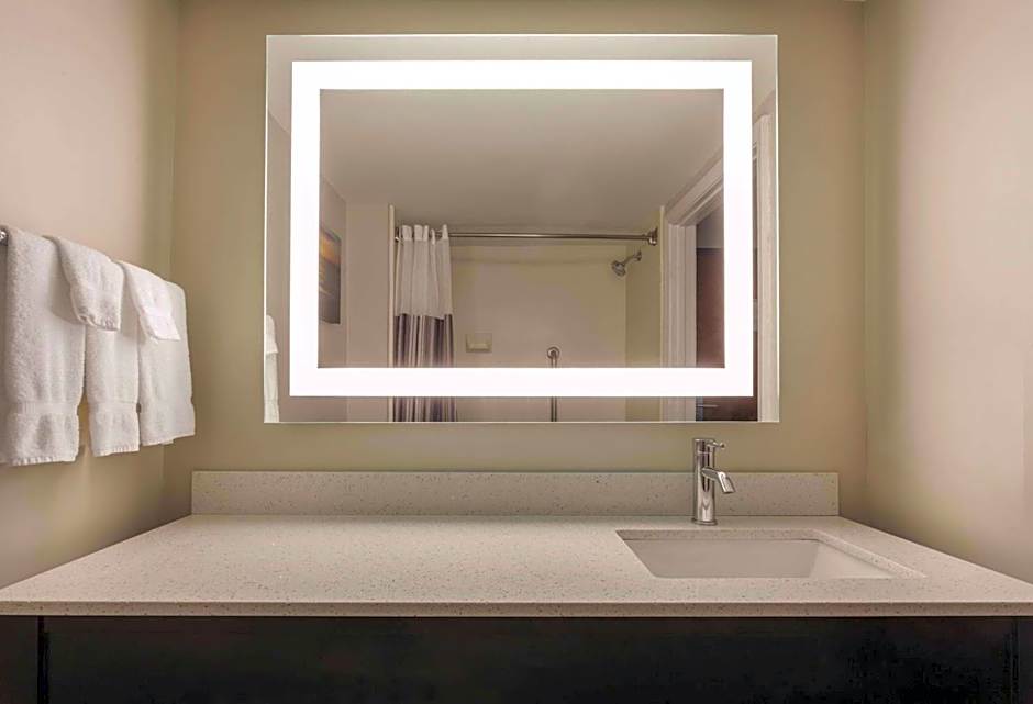 La Quinta by Wyndham Columbus North