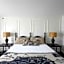 Cow Hollow Inn and Suites