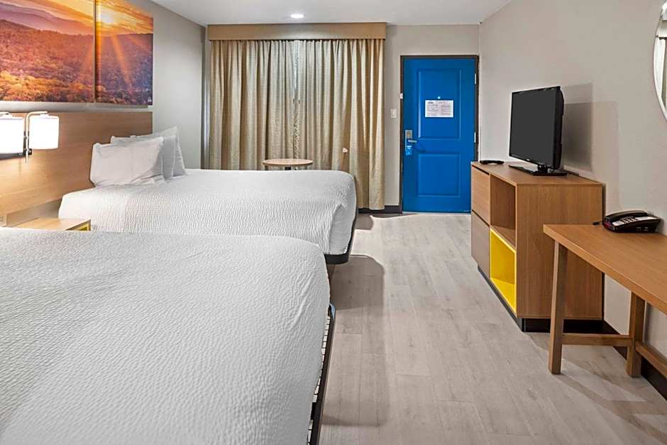 Days Inn by Wyndham San Diego-East/El Cajon
