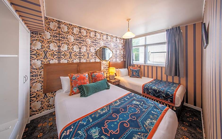 Prince's Gate Hotel
