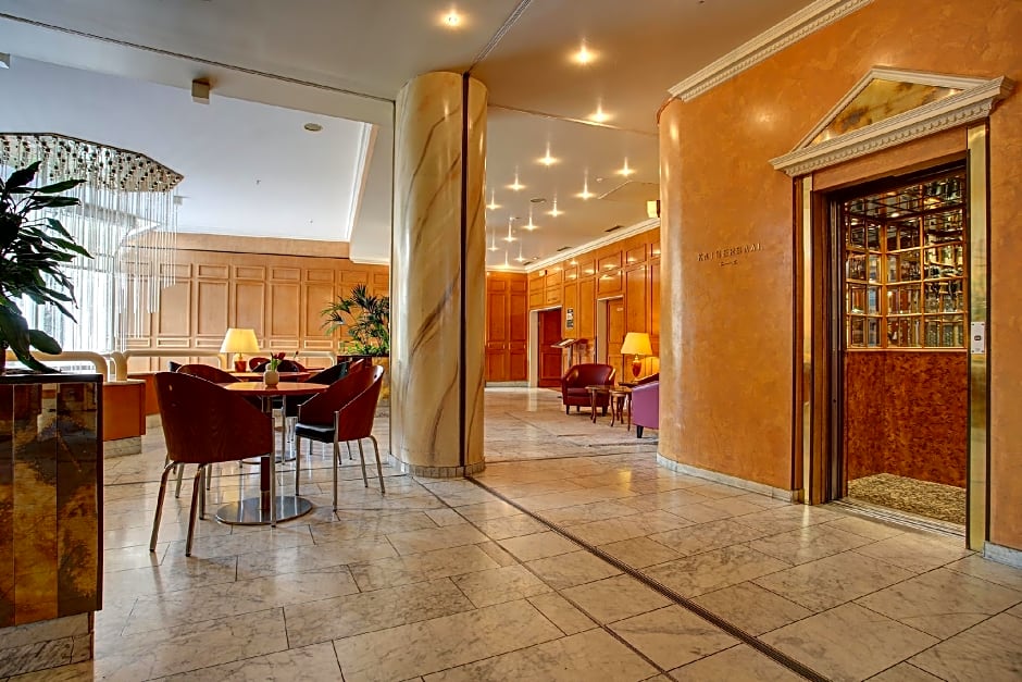 Centro Hotel Residence