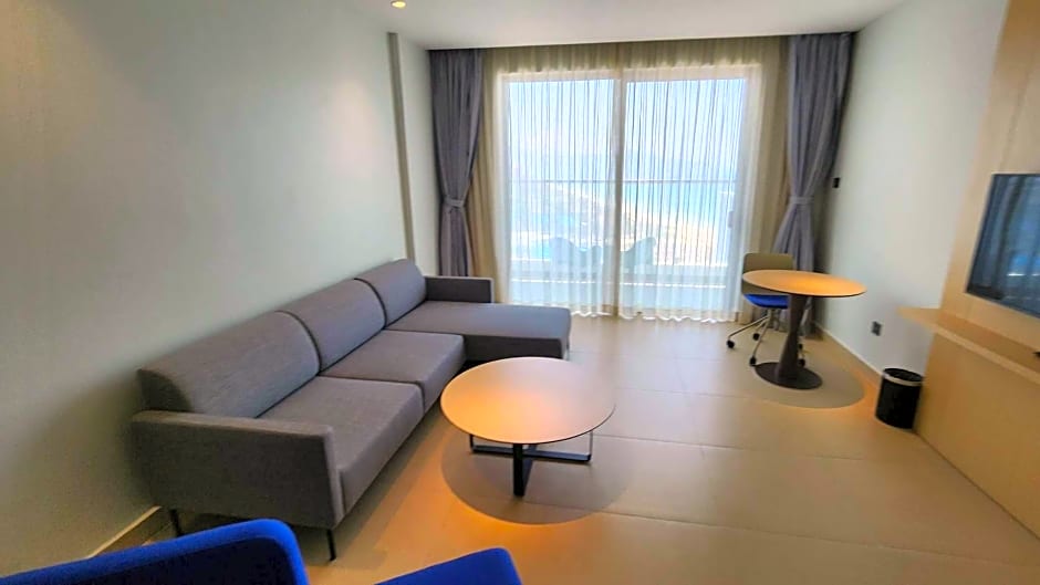 Skyline Seaview Cam Ranh Khanh Hoa