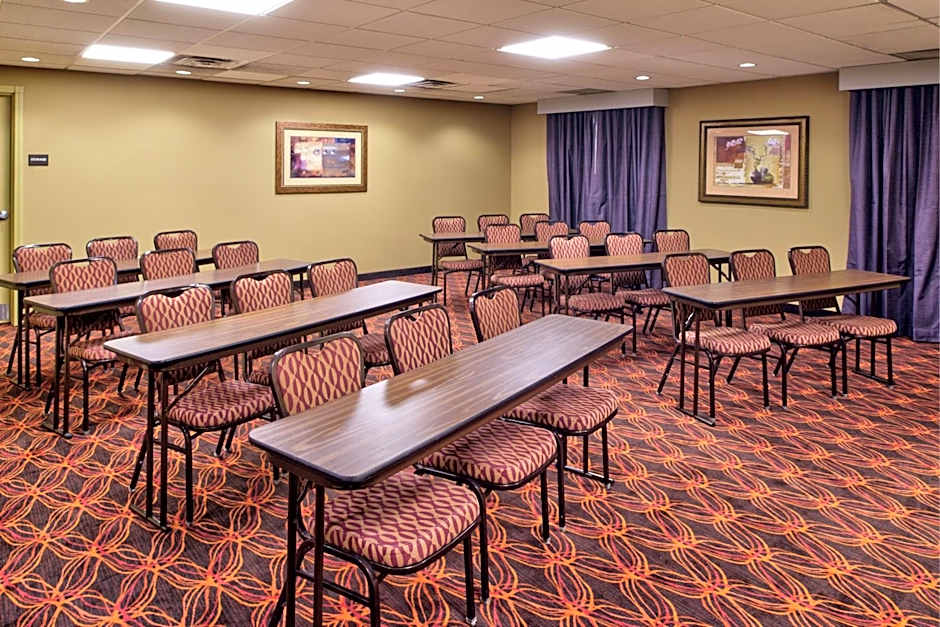 Hampton Inn By Hilton & Suites Rifle
