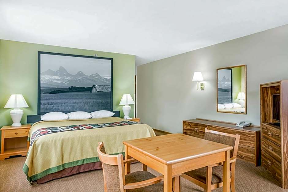 Super 8 by Wyndham Driggs