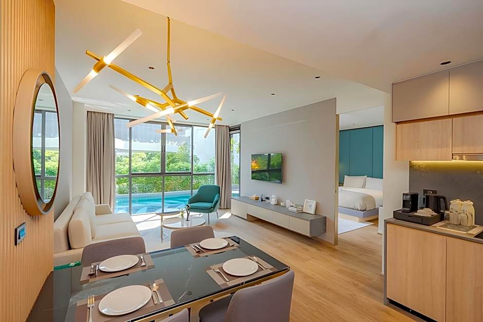 La Green Hotel & Residence