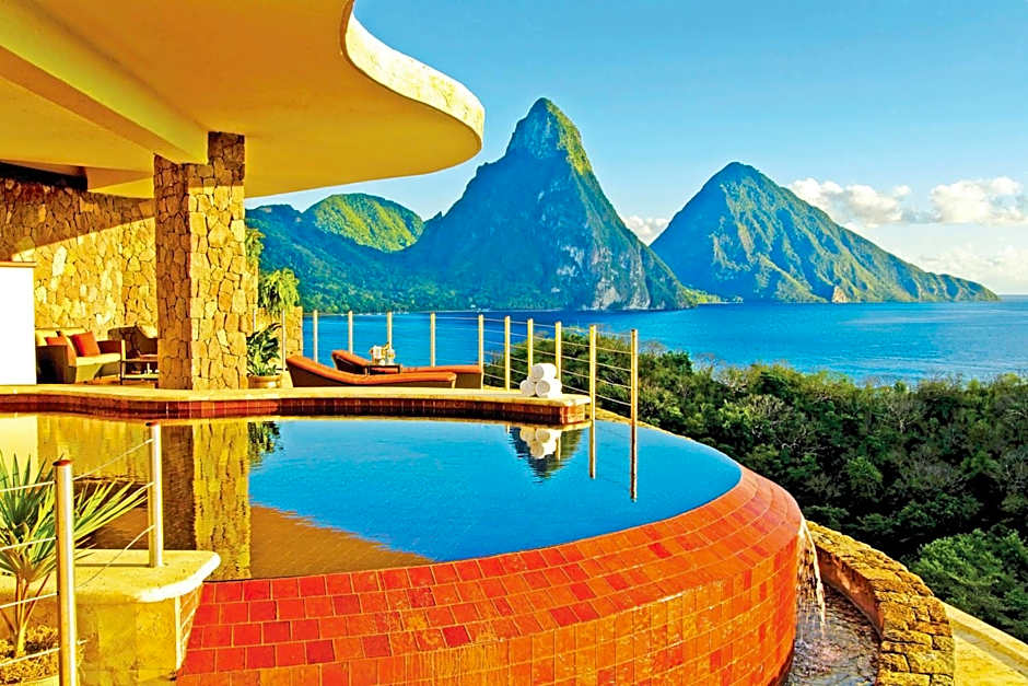 Jade Mountain Resort