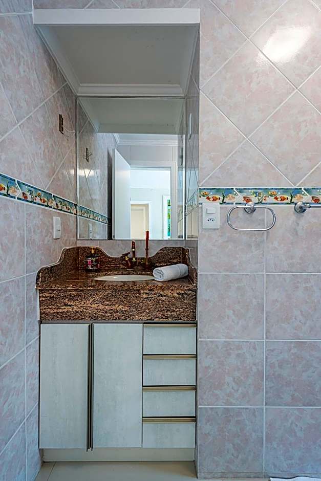 PTSG061 - Charme e conforto ao lado da praia de BC