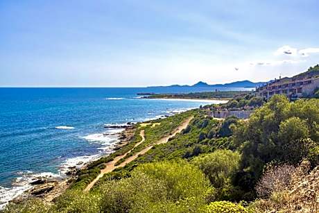 ISA-Village in Porto Corallo just 200 meters from the sea, apartments with private outdoor area