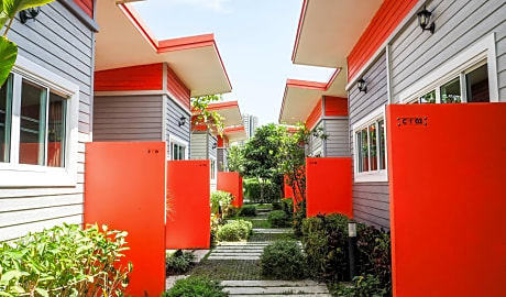 โรงแรมบ้านเพิ่มสุข อิมแพ็ค เมืองทอง