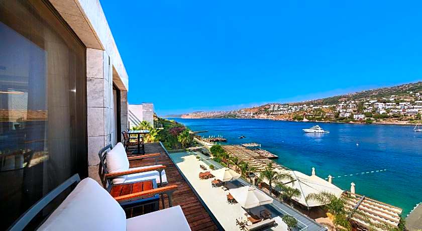 Mare Deluxe Residences  & Villas